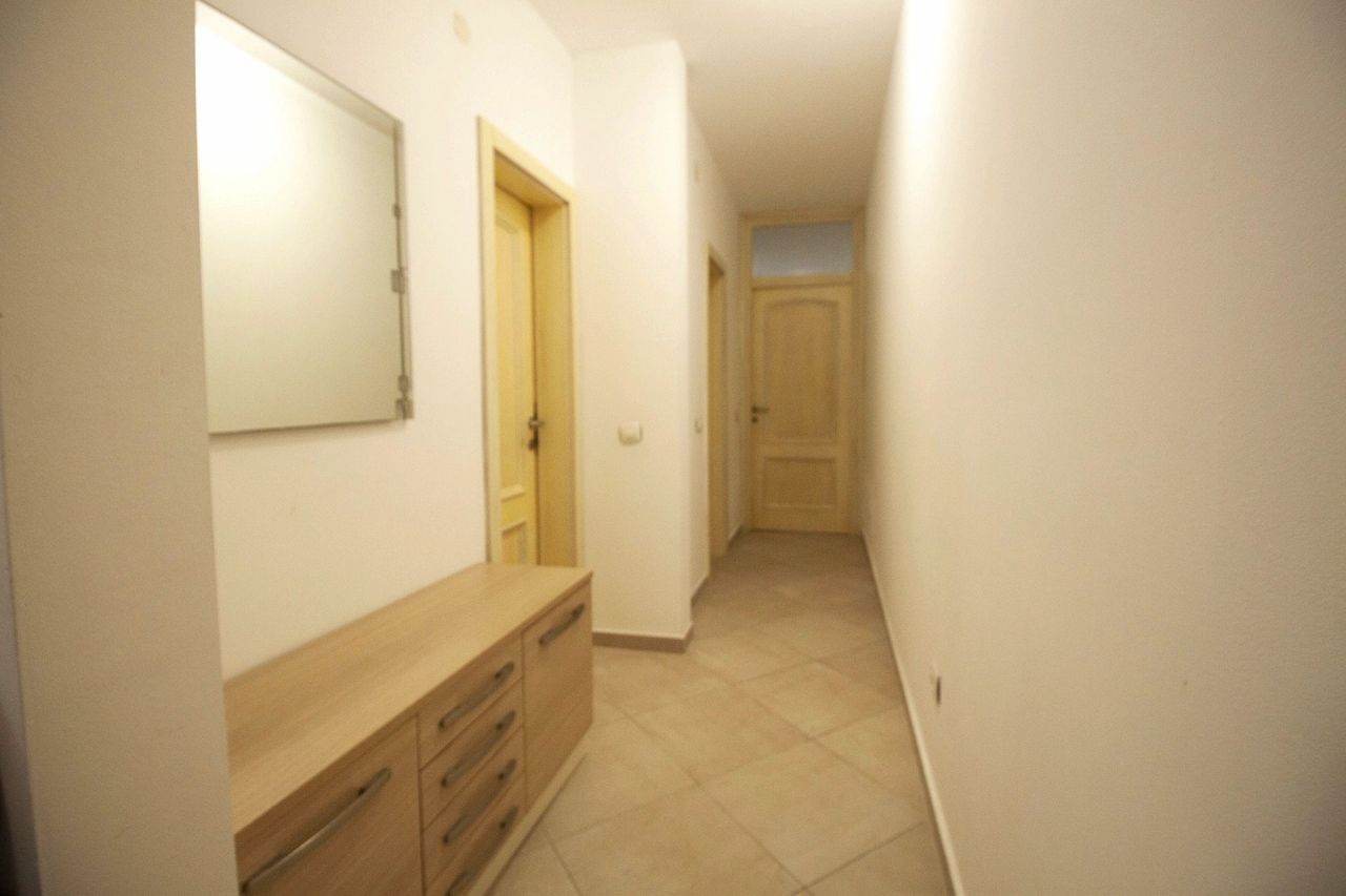 Квартира в Будве, Черногория, 69 м² - фото 17