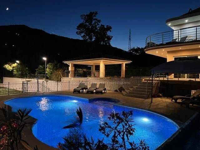 Дом в Опатии, Хорватия, 697 м² - фото 1