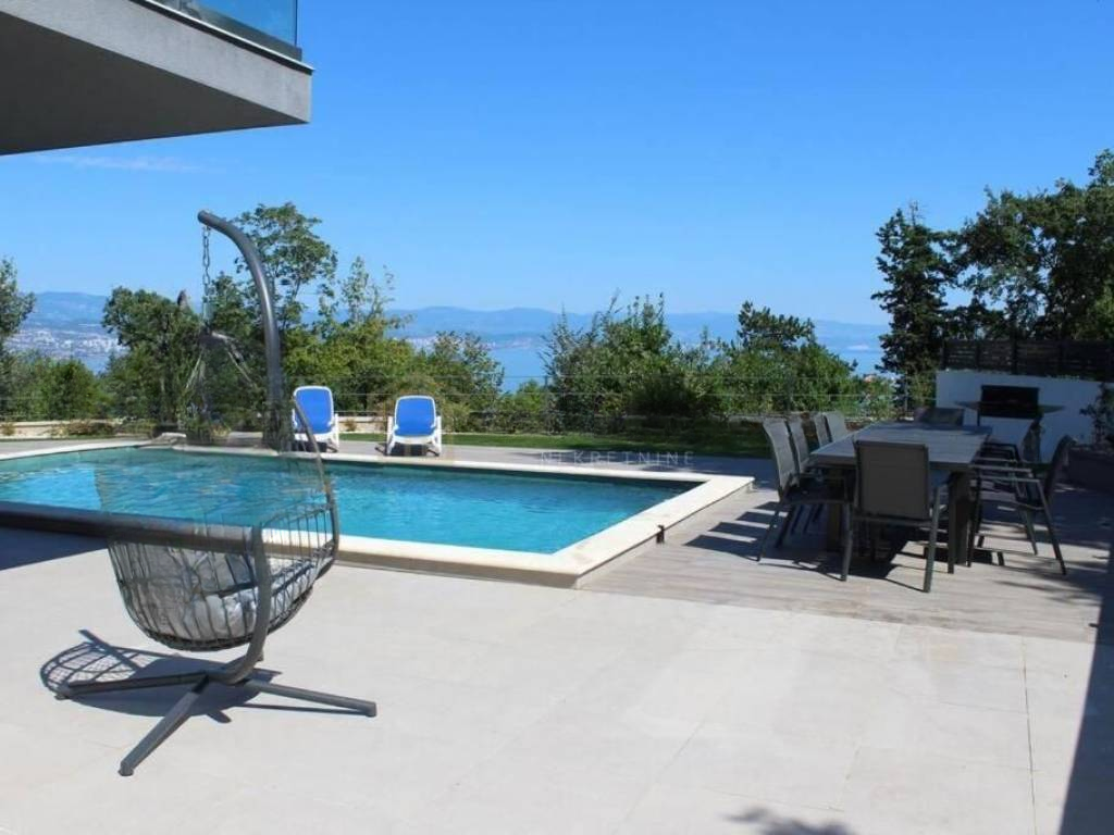 Дом в Опатии, Хорватия, 400 м² - фото 1