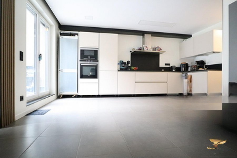 Квартира в Люксембурге, Люксембург, 74 м² - фото 2