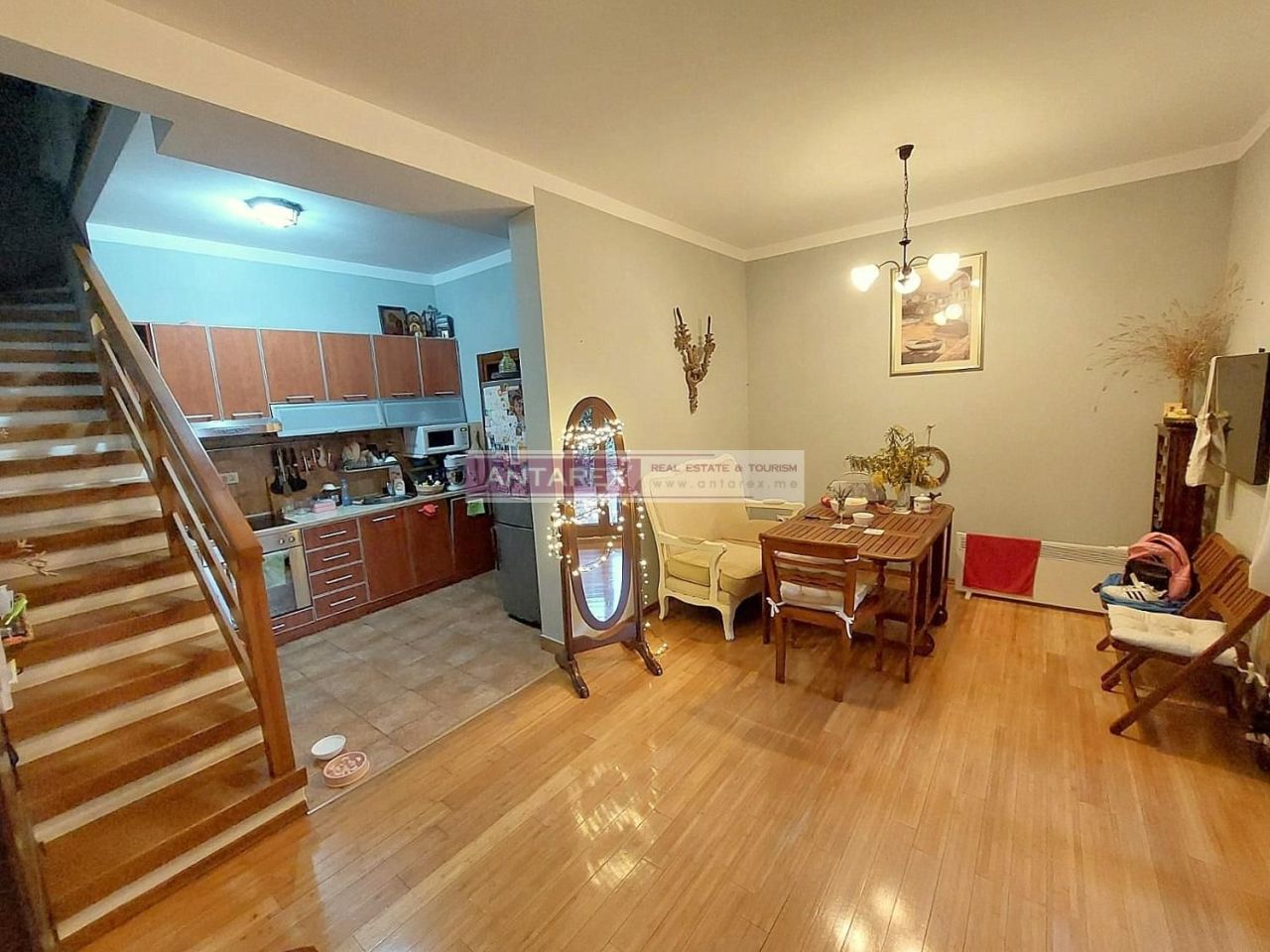 Апартаменты в Рисане, Черногория, 142 м² - фото 1