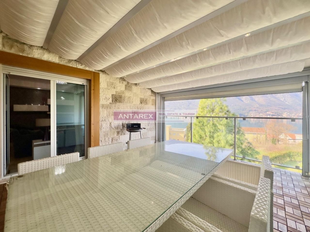 Апартаменты в Доброте, Черногория, 102 м² - фото 11