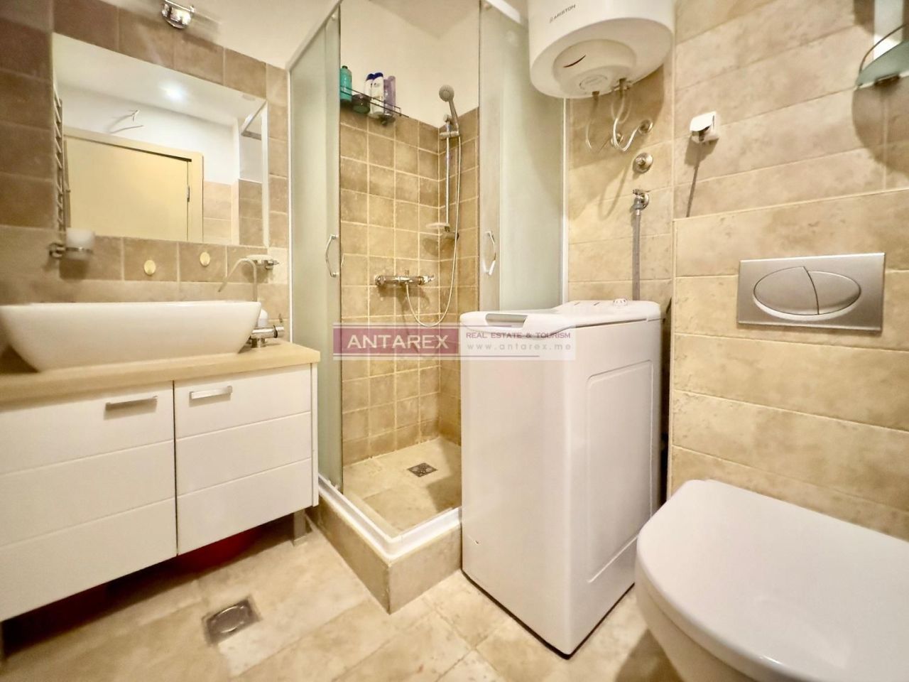 Апартаменты в Доброте, Черногория, 102 м² - фото 14