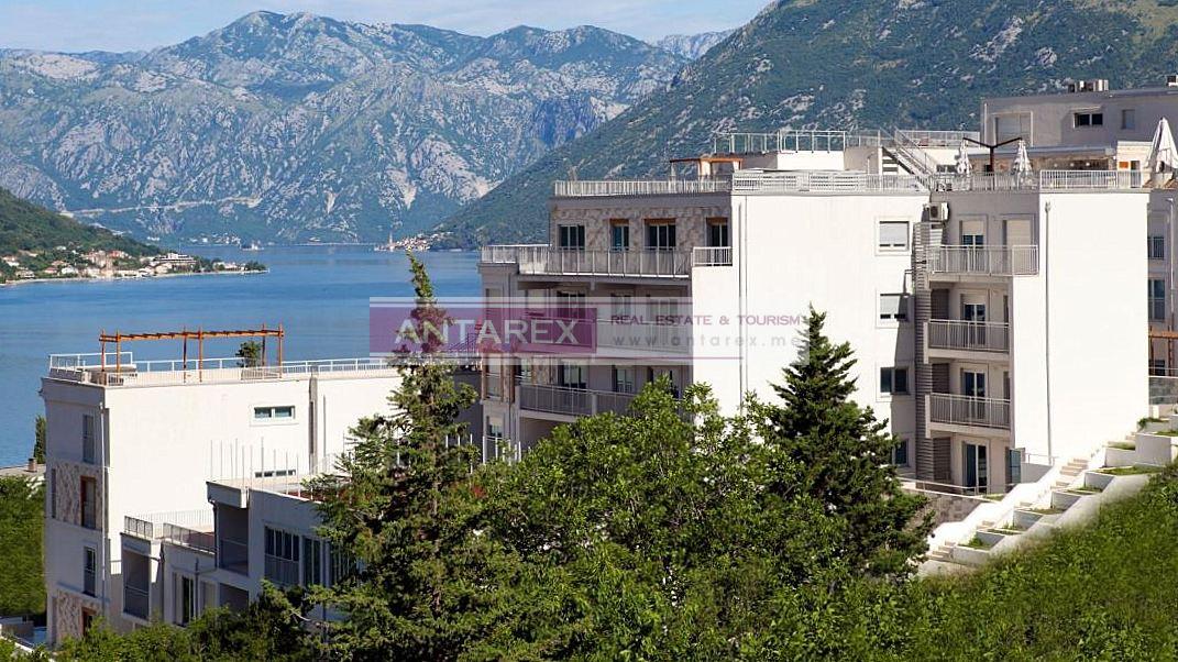 Апартаменты в Доброте, Черногория, 102 м² - фото 17