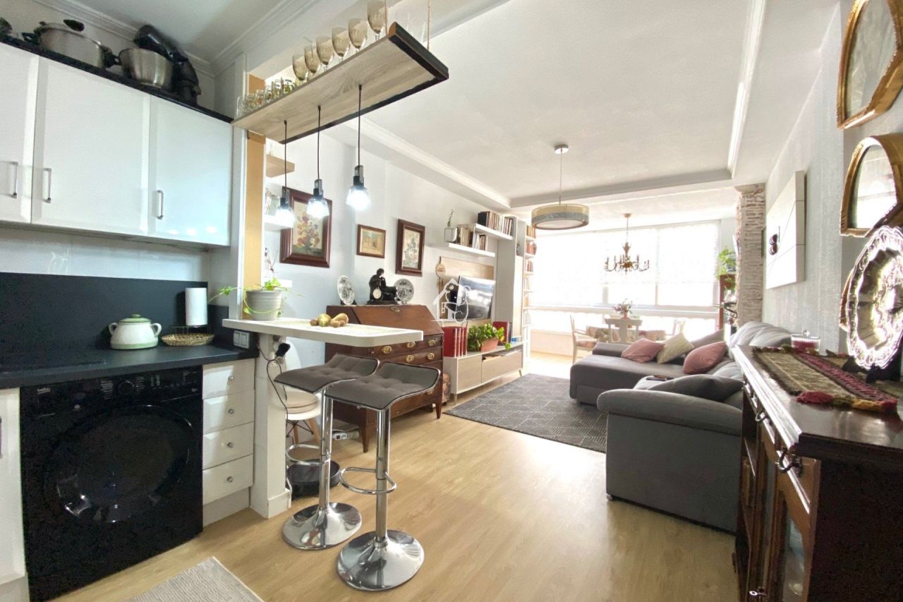 Апартаменты в Торревьехе, Испания, 65 м² - фото 1