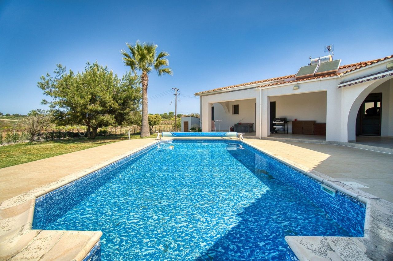 Бунгало в Пафосе, Кипр, 246 м² - фото 4