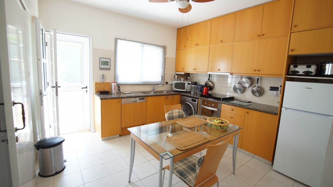 Вилла в Пафосе, Кипр, 170 м² - фото 7