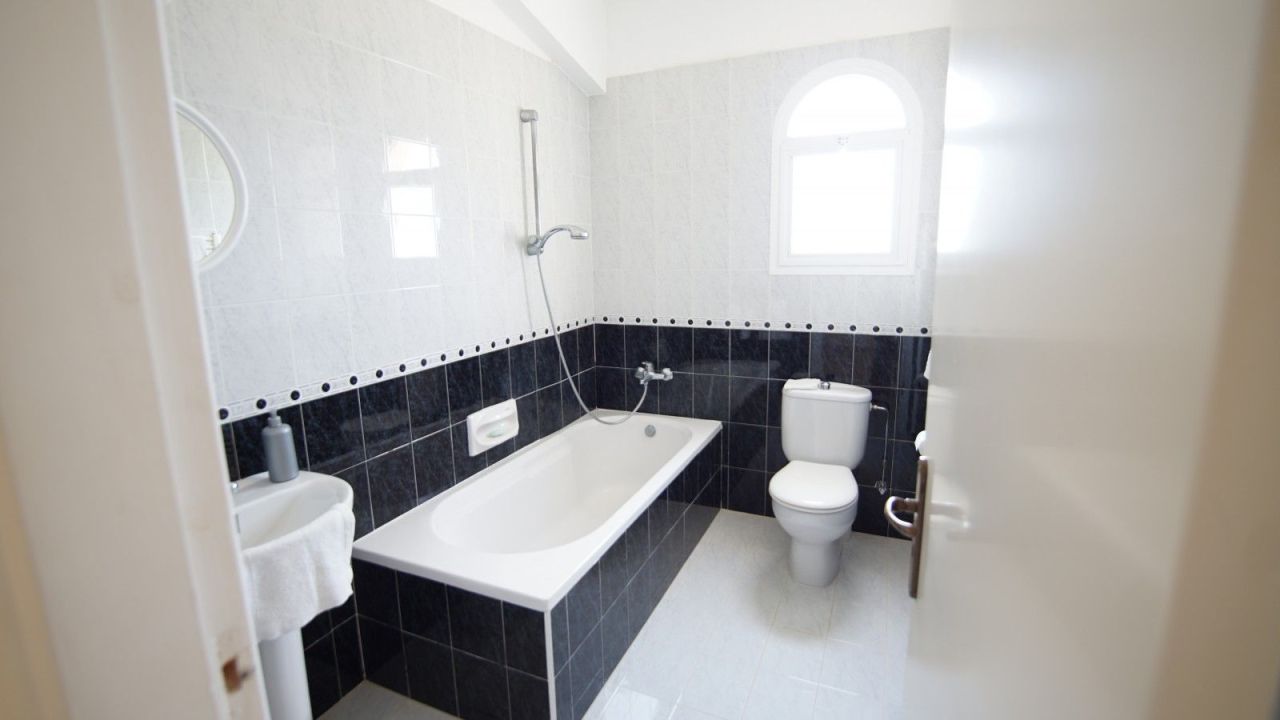 Вилла в Пафосе, Кипр, 170 м² - фото 9