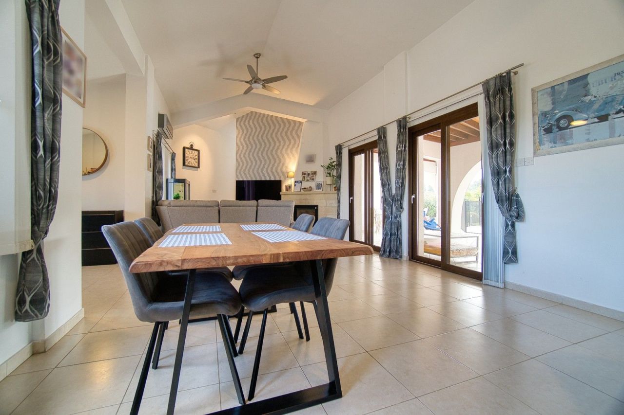 Бунгало в Пафосе, Кипр, 246 м² - фото 11