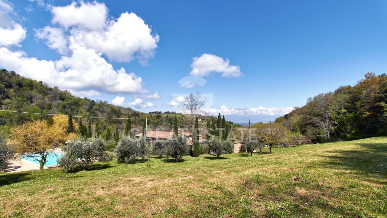 Дом в Кьянни, Италия, 414.8 м² - фото 6