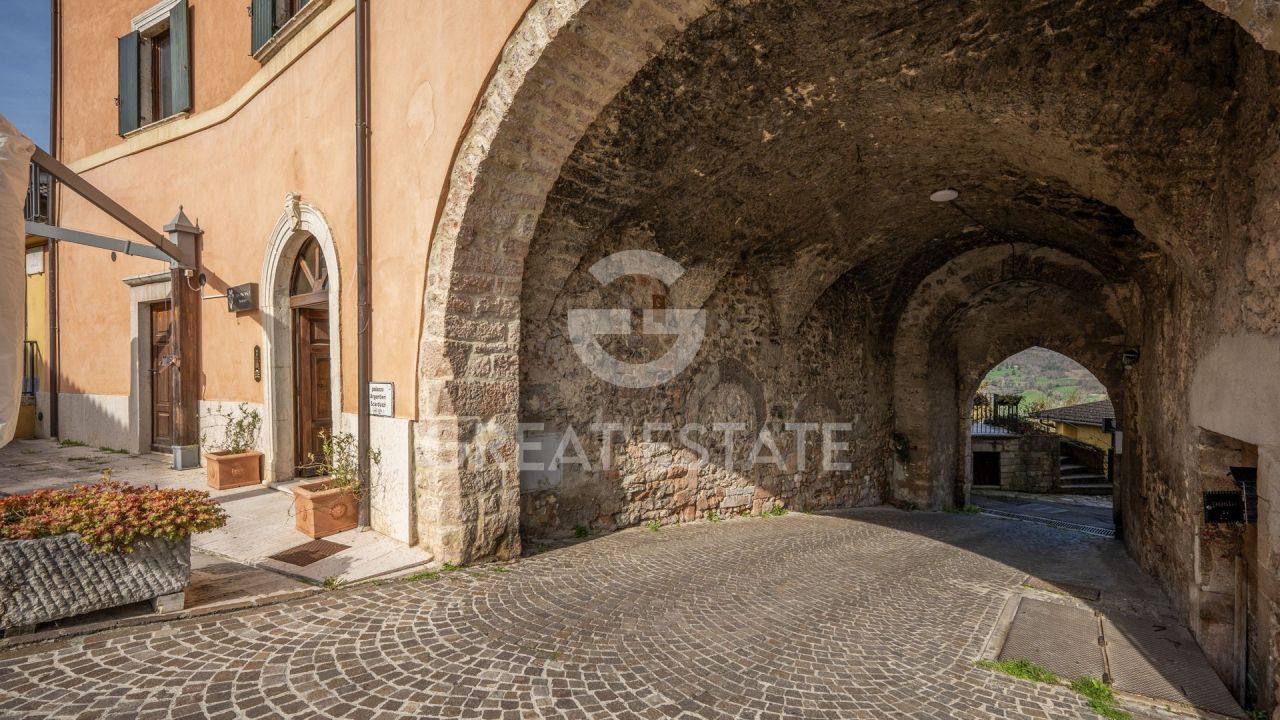 Таунхаус в Сполето, Италия, 670 м² - фото 7