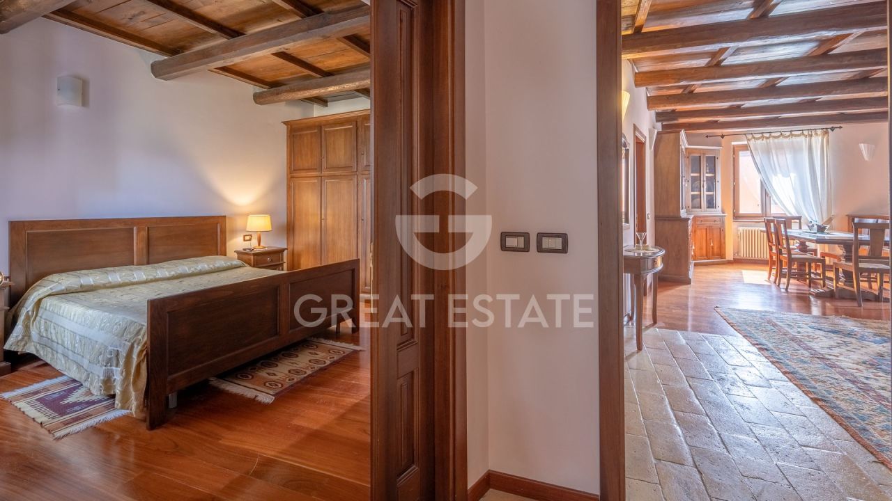 Таунхаус в Сполето, Италия, 670 м² - фото 12