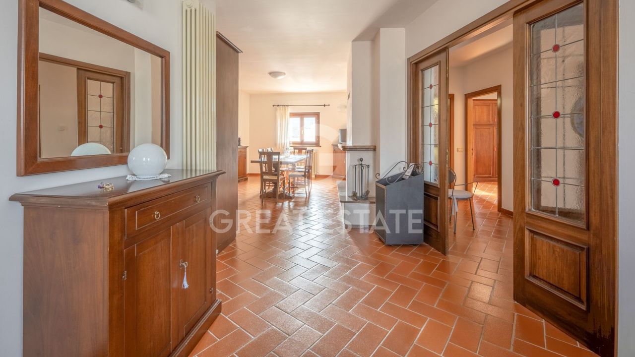 Таунхаус в Сполето, Италия, 670 м² - фото 15