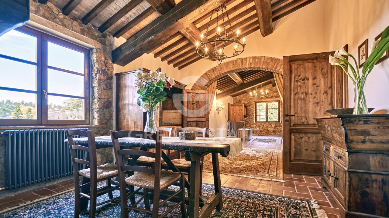 Дом в Кьянни, Италия, 414.8 м² - фото 15