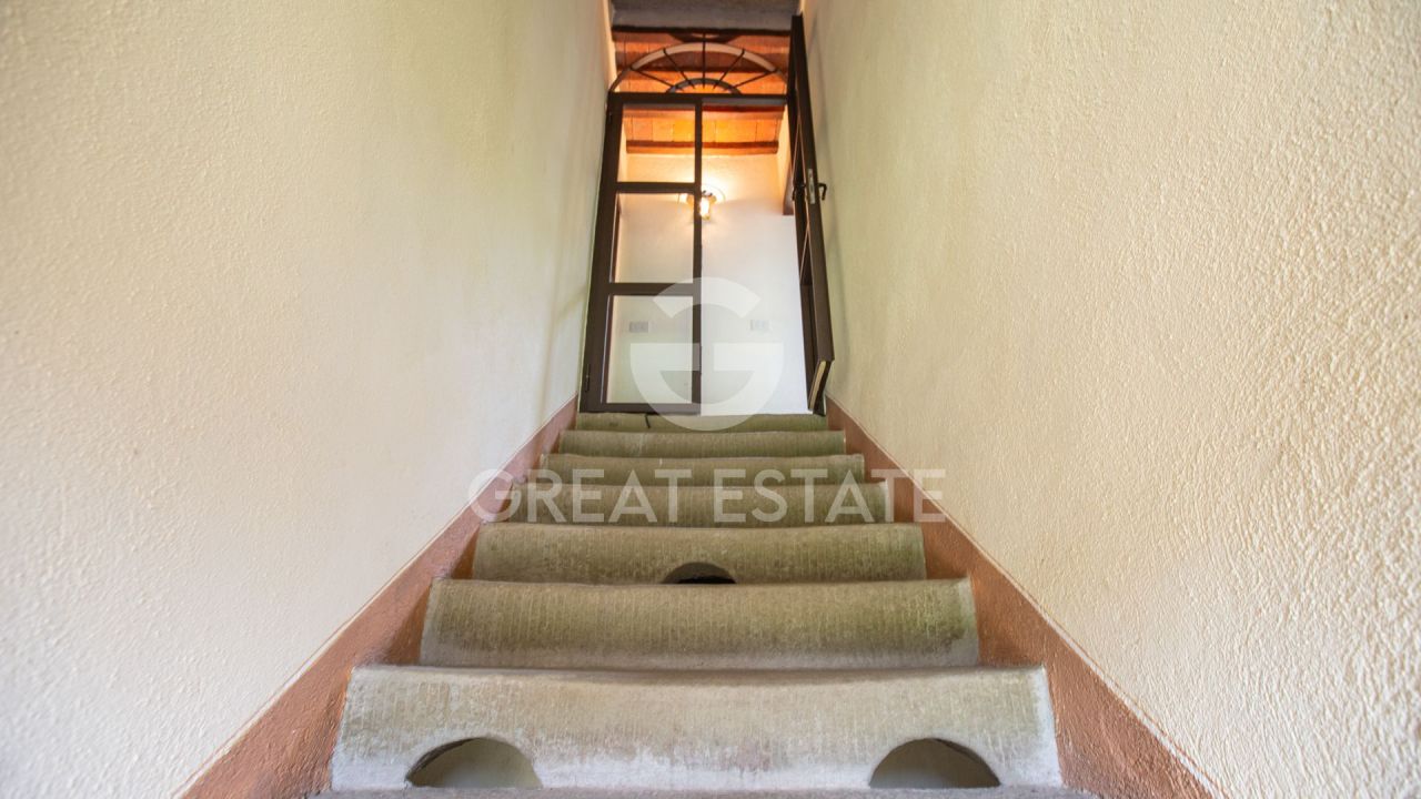 Дом в Кортоне, Италия, 442.3 м² - фото 18