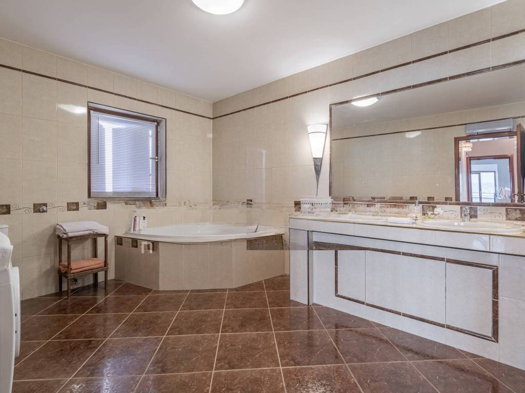 Дом в Опатии, Хорватия, 561 м² - фото 7