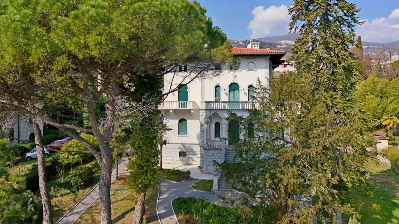 Вилла в Ловране, Хорватия, 600 м² - фото 7