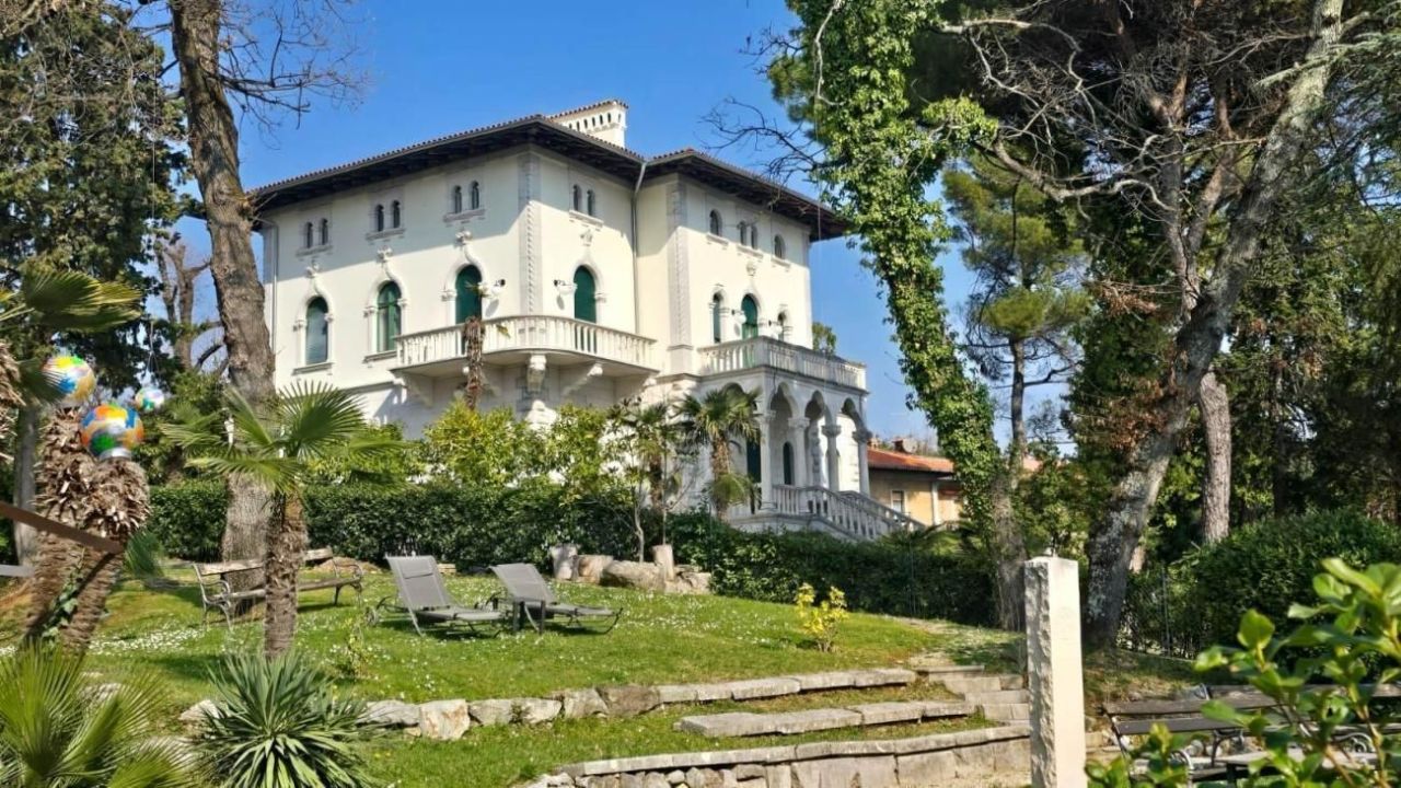 Вилла в Ловране, Хорватия, 600 м² - фото 12