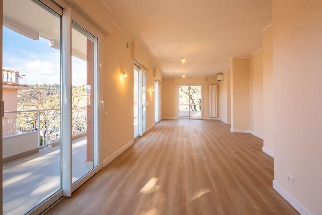 Апартаменты в Бордигере, Италия, 61 м² - фото 12