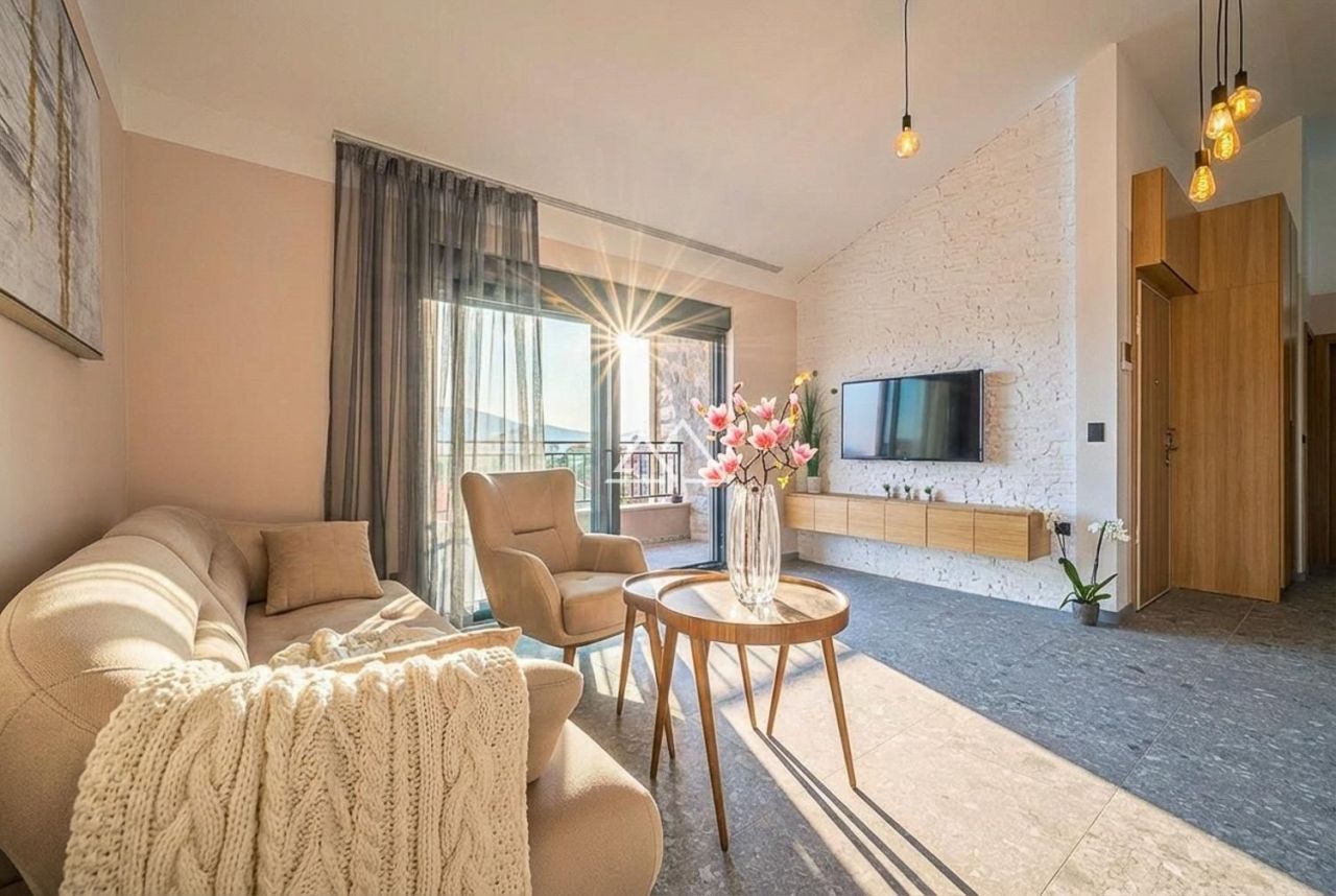 Апартаменты в Тивате, Черногория, 78 м² - фото 2