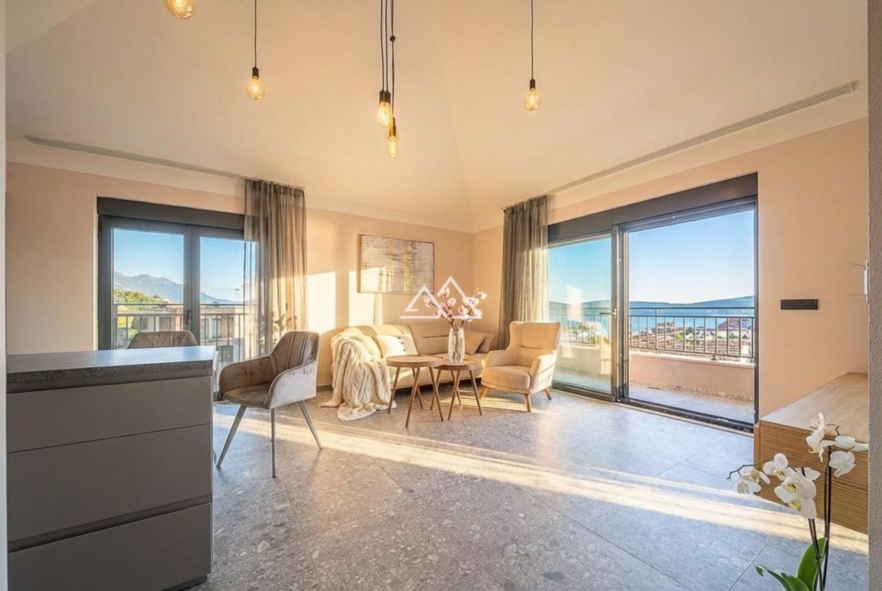 Апартаменты в Тивате, Черногория, 78 м² - фото 3