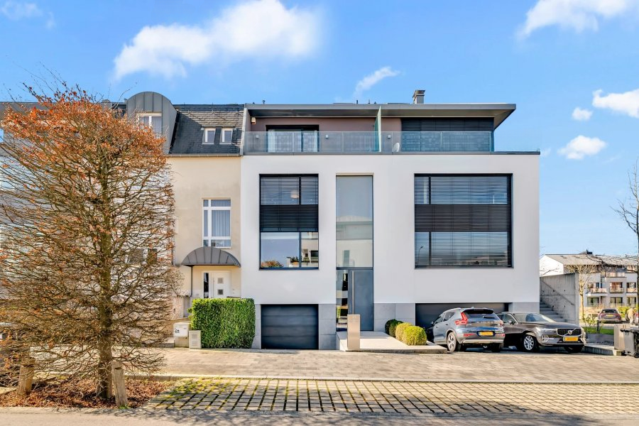 Квартира в Люксембурге, Люксембург, 243 м² - фото 1