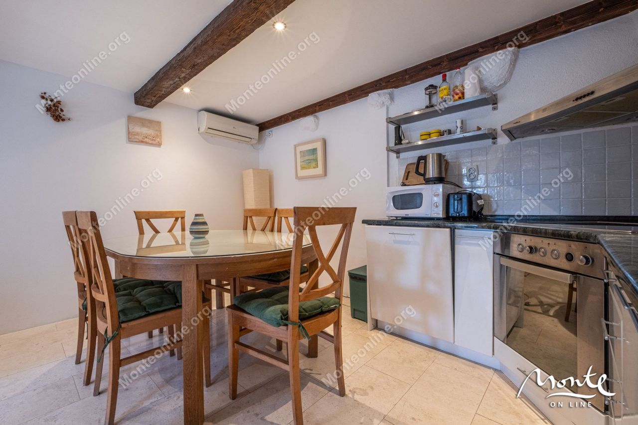 Вилла в Перасте, Черногория, 95 м² - фото 4