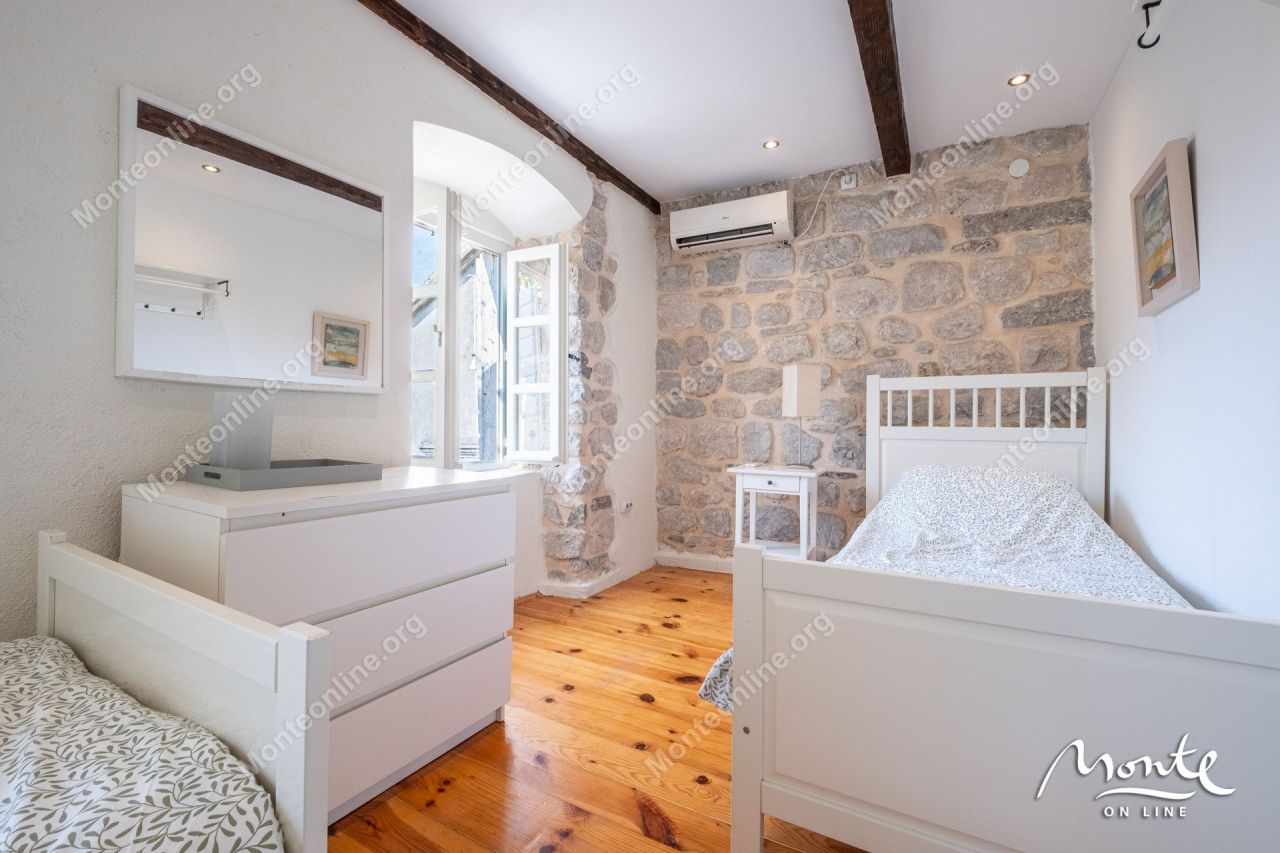 Вилла в Перасте, Черногория, 95 м² - фото 14