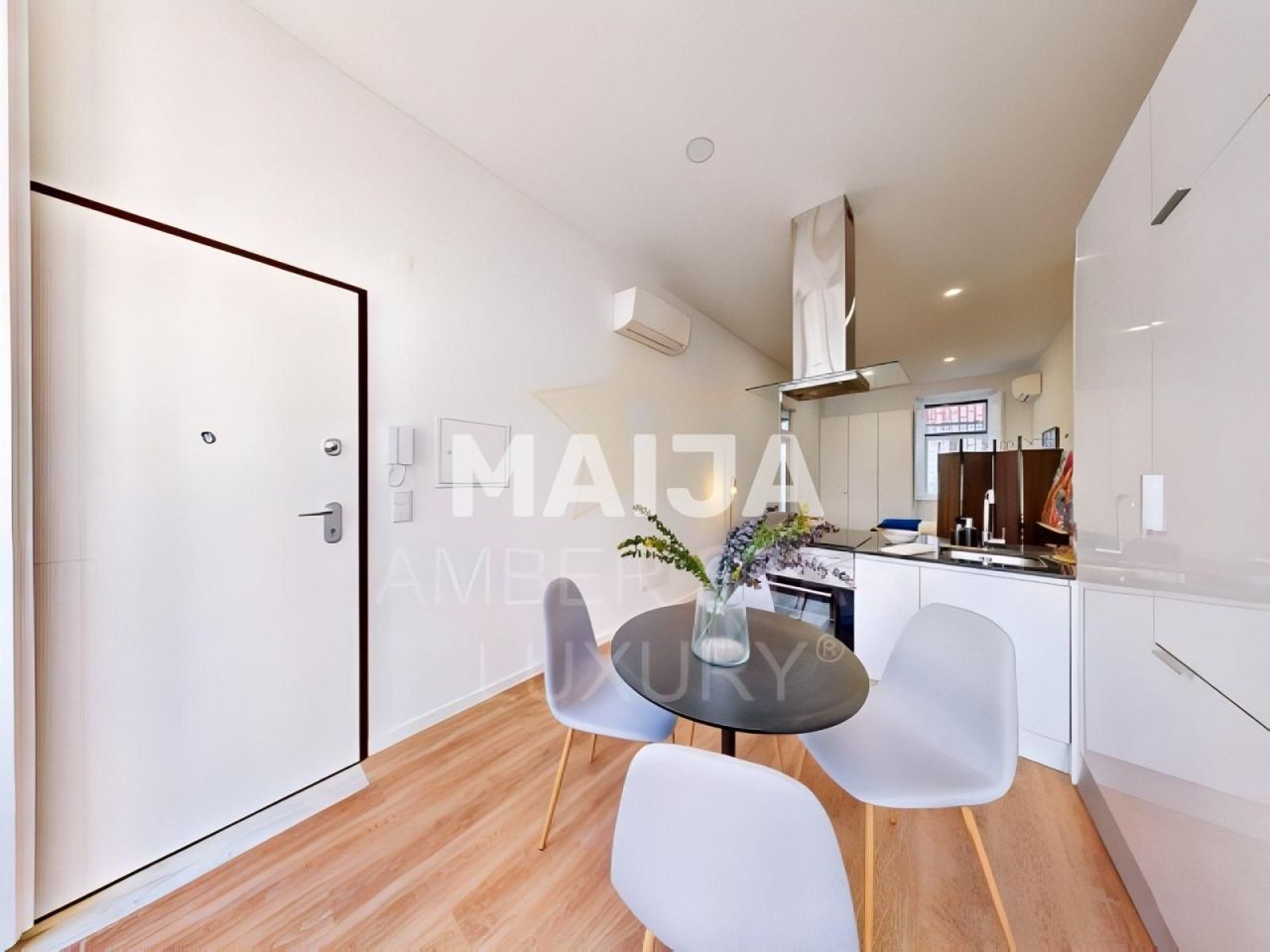 Апартаменты в Лиссабоне, Португалия, 63 м² - фото 9