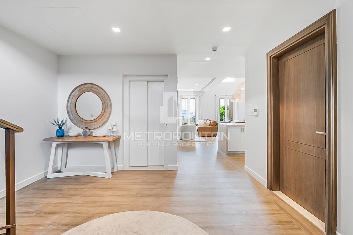 Вилла в Дубае, ОАЭ, 344 м² - фото 11