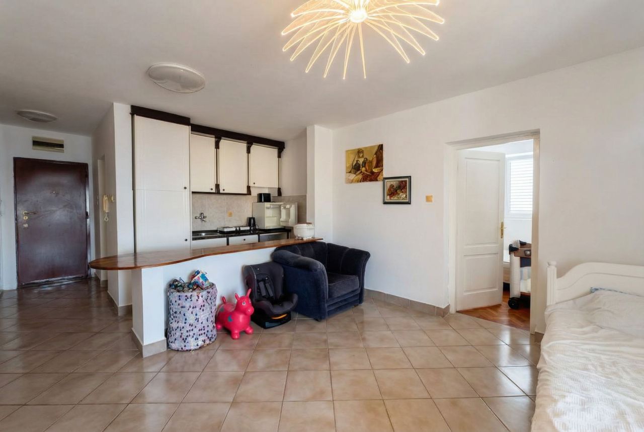 Квартира в Будве, Черногория, 45 м² - фото 3