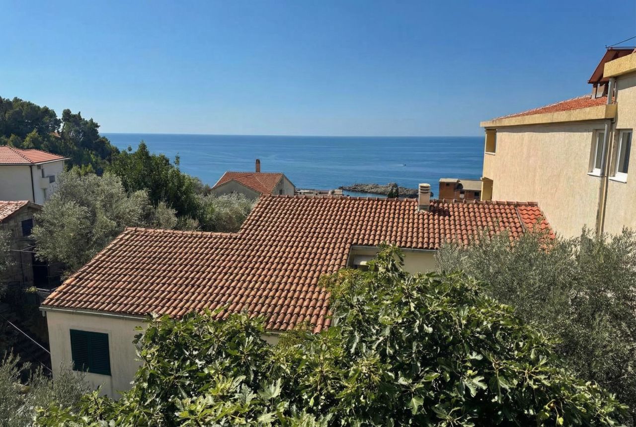 Квартира в Будве, Черногория, 45 м² - фото 12