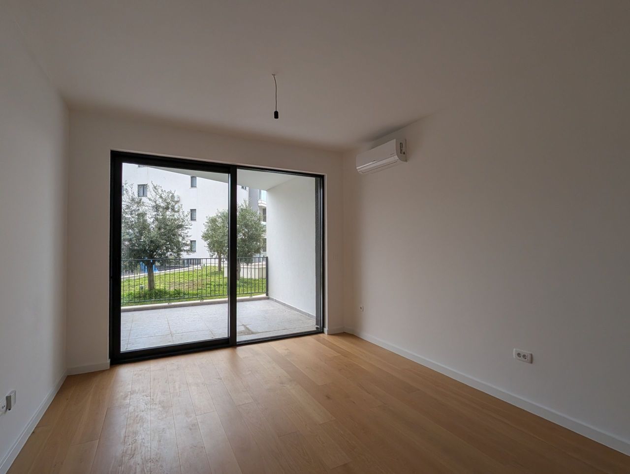 Квартира в Бечичи, Черногория, 59 м² - фото 1