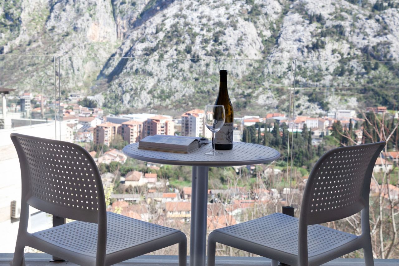 Квартира в Которе, Черногория, 73 м² - фото 8