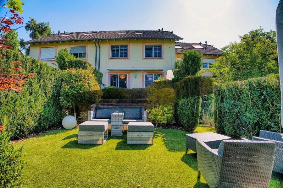 Квартира в Люксембурге, Люксембург, 160 м² - фото 1