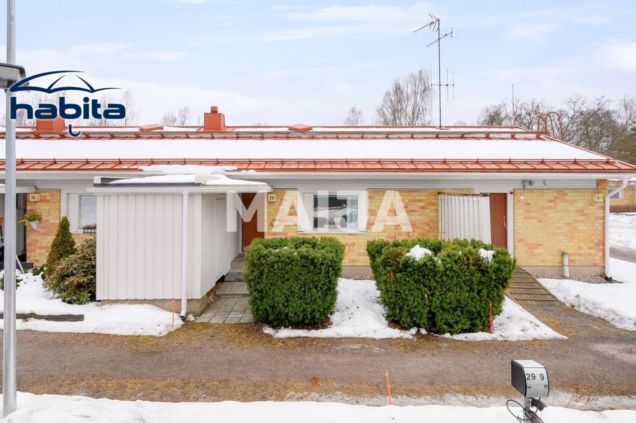 Квартира в Эспоо, Финляндия, 60.5 м² - фото 1