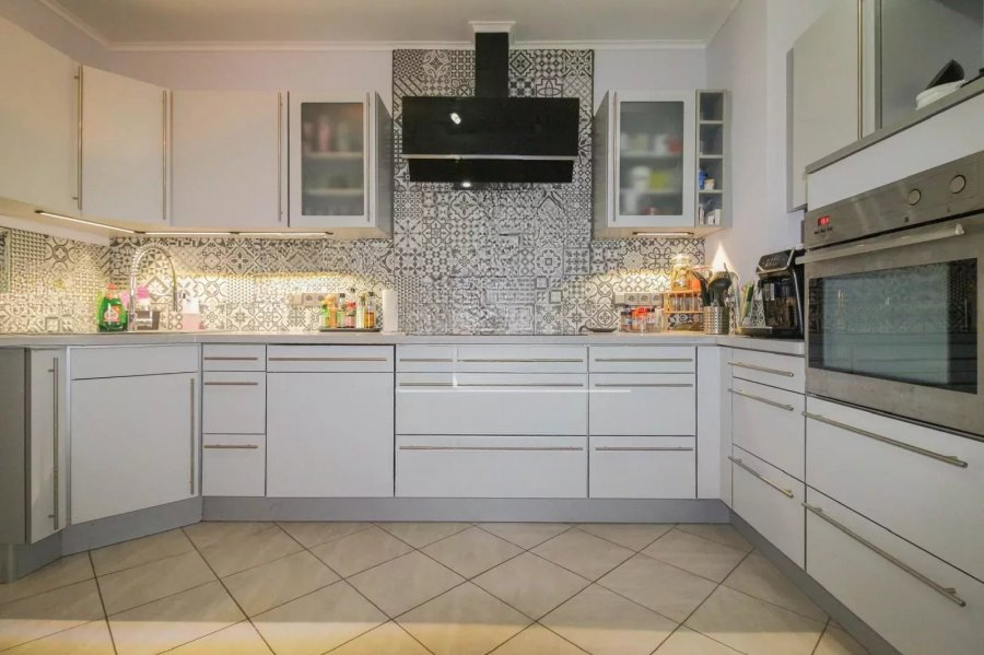 Квартира в Люксембурге, Люксембург, 222 м² - фото 2