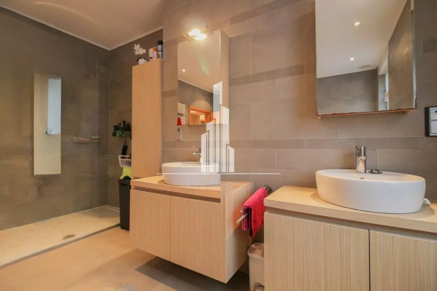 Квартира в Люксембурге, Люксембург, 222 м² - фото 3