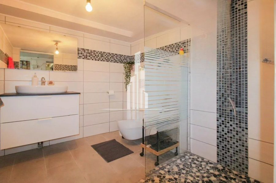 Квартира в Люксембурге, Люксембург, 222 м² - фото 4