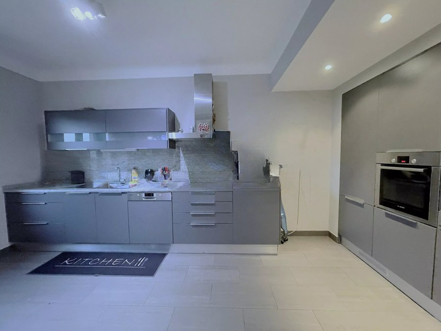 Квартира в Люксембурге, Люксембург, 210 м² - фото 6