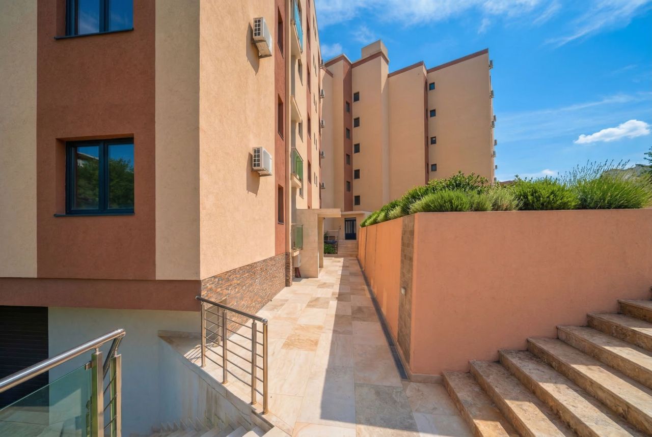 Квартира в Бечичи, Черногория, 51 м² - фото 6