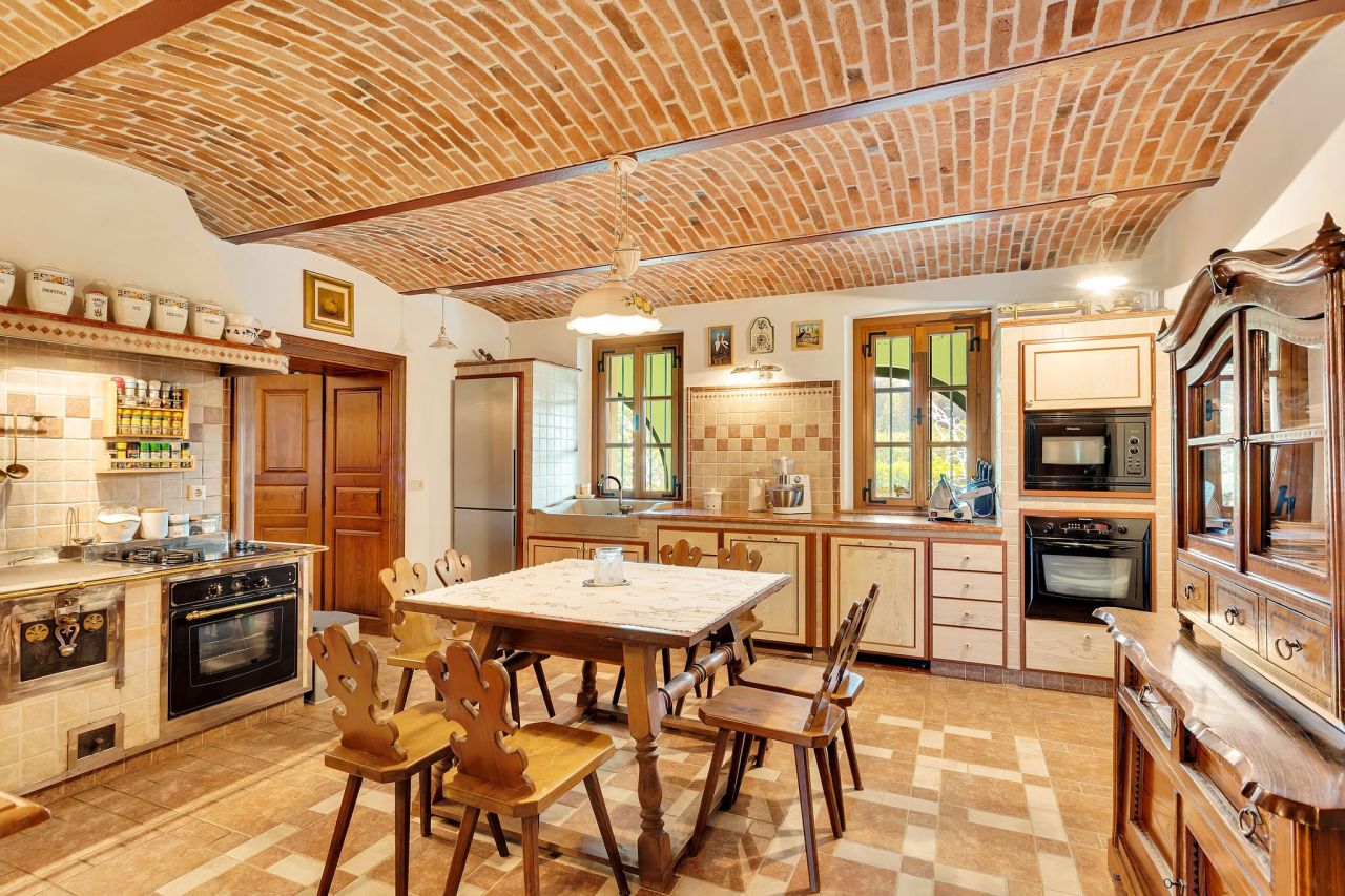 Вилла в Шентюре, Словения, 580 м² - фото 8