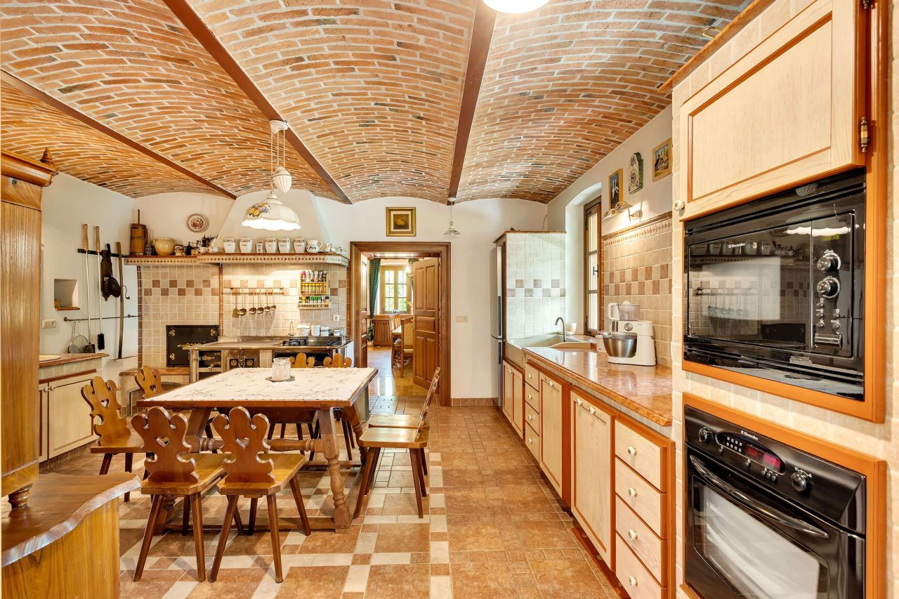 Вилла в Шентюре, Словения, 580 м² - фото 6