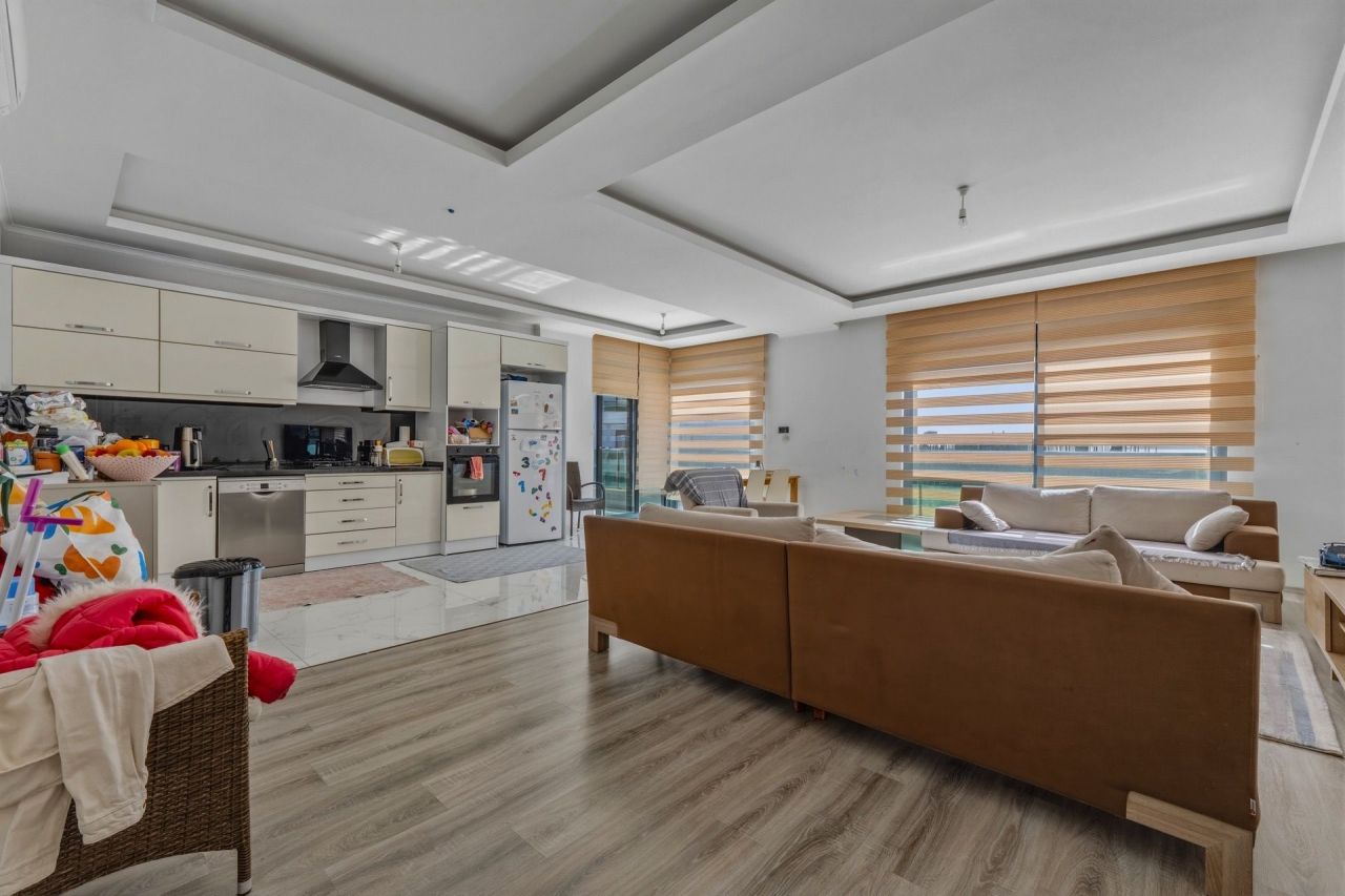 Квартира в Алании, Турция, 170 м² - фото 1