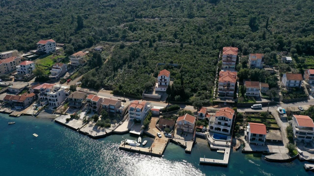 Земля на полуострове Луштица, Черногория, 5 421 м² - фото 2