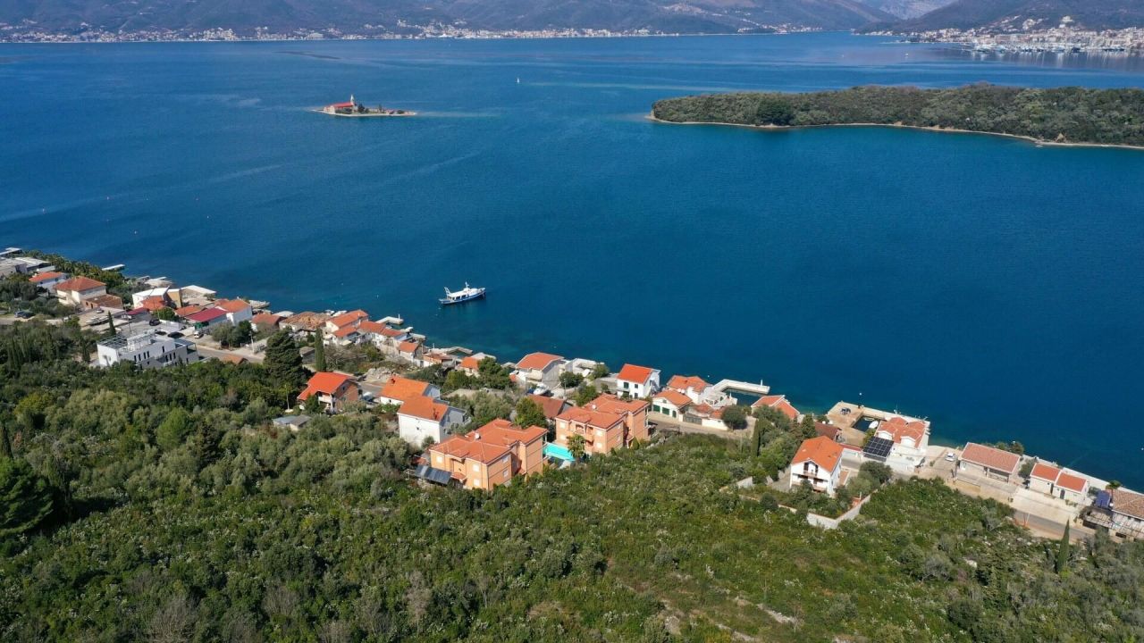 Земля на полуострове Луштица, Черногория, 5 421 м² - фото 6