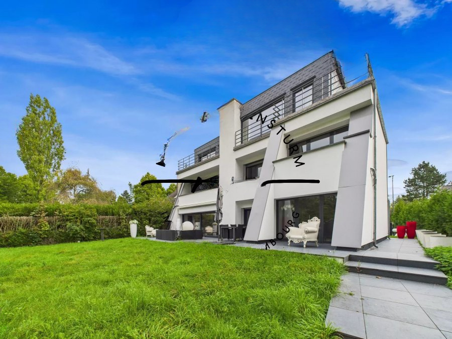 Квартира в Люксембурге, Люксембург, 324 м² - фото 1