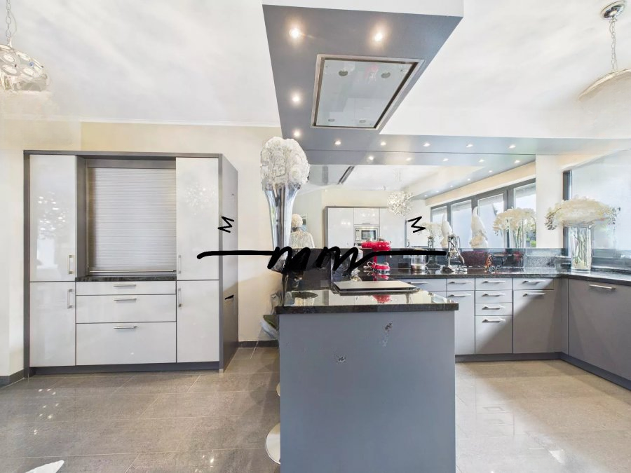 Квартира в Люксембурге, Люксембург, 324 м² - фото 5