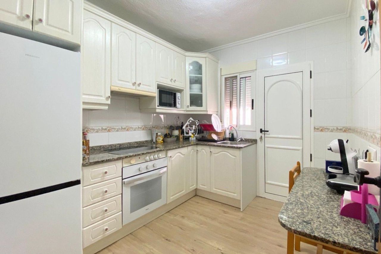 Шале в Торревьехе, Испания, 130 м² - фото 6