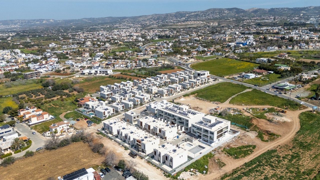 Апартаменты в Пафосе, Кипр, 56 м² - фото 1